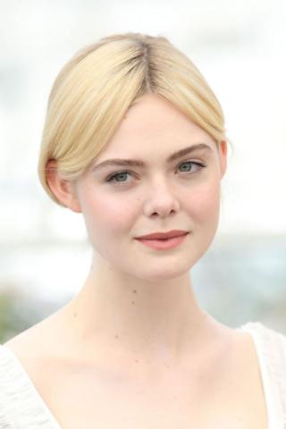 Το princess beauty look της Elle Fanning στις Κάννες Το princess beauty look της Elle Fanning στις Κάννες