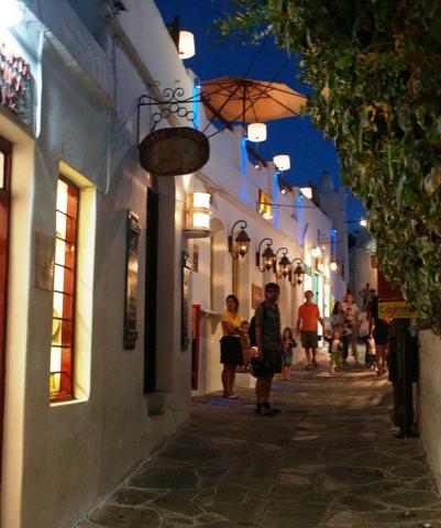 Σίφνος: Το νησί της αρμονίας Σίφνος: Το νησί της αρμονίας