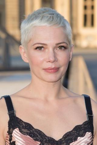 12 celeb pixie κουρέματα που θα σε στείλουν κομμωτήριο