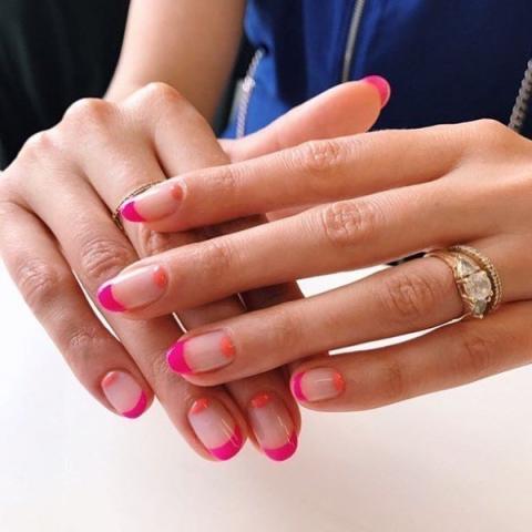 #manimonday: 8 nail looks για να δοκιμάσεις στο μανικιούρ