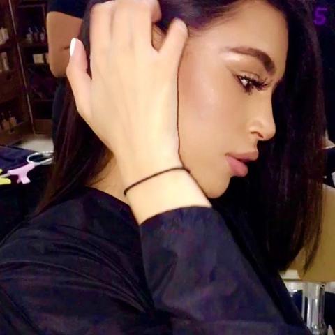 Στο Ντουμπάι υπάρχουν δύο αδερφές που είναι οι απόλυτες σωσίες της Kim Kardashian & της Kylie Jenner