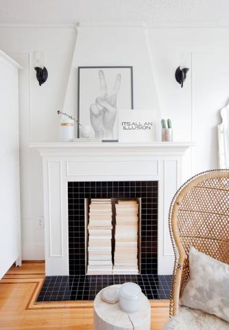 Τα βιβλία αποκτούν άλλη χρήση και διακοσμούν το χώρο