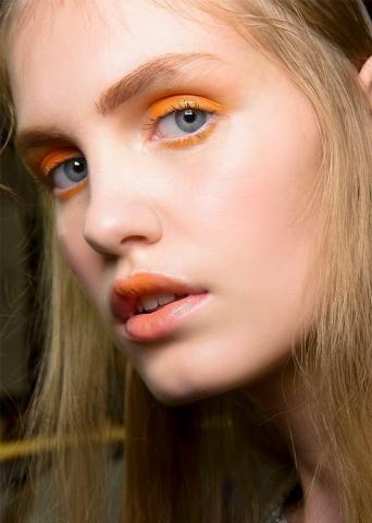 6 ιδέες για το καλοκαιρινό σου μακιγιάζ που αξίζει να δοκιμάσεις  