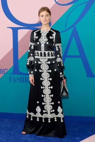 CFDA Fashion Awards 2017: Οι καλύτερες εμφανίσεις στο κόκκινο χαλί