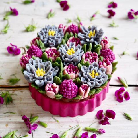 Ανακάλυψα τα πιο ανθισμένα cakes ever