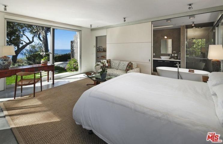 Δες το εντυπωσιακό σπίτι της Natalie Portman στην Καλιφόρνια