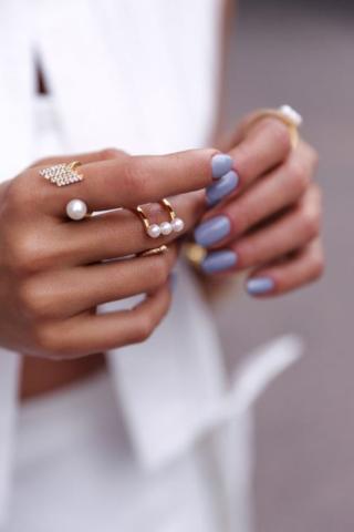 #manimonday: Cute μανικιούρ με αποχρώσεις του λιλά