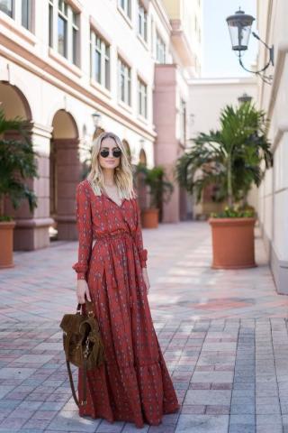 Καφτάνι: Το απόλυτο summer trend και πως να το φορέσεις στην πόλη