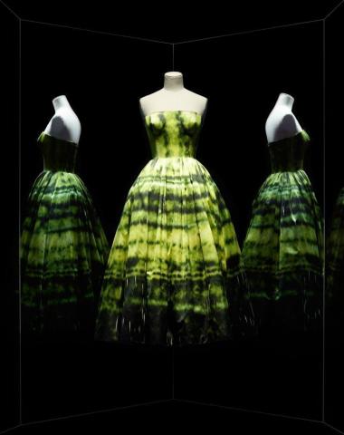 70 χρόνια Dior στη μεγαλύτερη έκθεση που έγινε ποτέ στο Παρίσι 70 χρόνια Dior στη μεγαλύτερη έκθεση που έγινε ποτέ στο Παρίσι