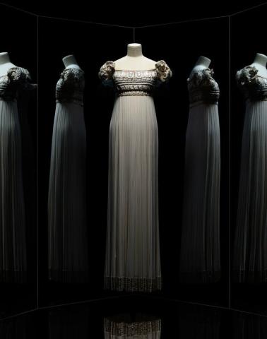 70 χρόνια Dior στη μεγαλύτερη έκθεση που έγινε ποτέ στο Παρίσι 70 χρόνια Dior στη μεγαλύτερη έκθεση που έγινε ποτέ στο Παρίσι