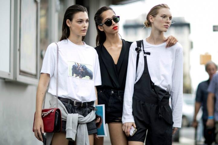 7 καλοκαιρινά outfits για να εμπνευστείς την εβδομάδα που έρχεται