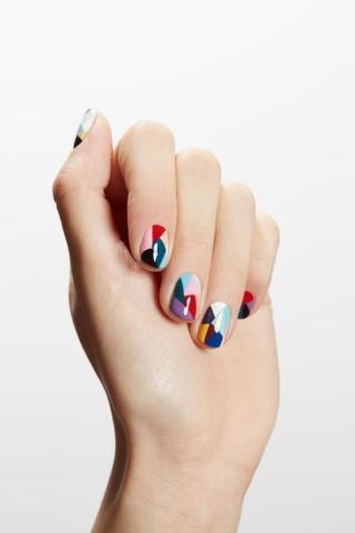 #manimonday: Πολύχρωμα nail arts για το μανικιούρ της εβδομάδας