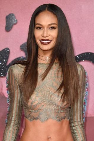 6 καλοκαιρινά haircut trends για μακριά μαλλιά