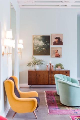 Colourful living rooms: Σαλόνια με funky ύφος που θα σου φτιάξουν τη διάθεση