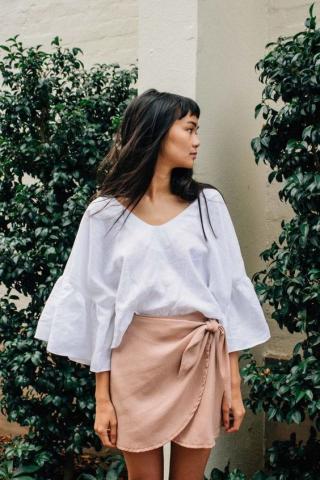 Wrap Skirt: Η φούστα που θα εκτοξεύσει το στιλ σου Wrap Skirt: Η φούστα που θα εκτοξεύσει το στιλ σου