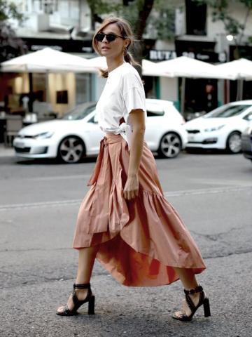 Wrap Skirt: Η φούστα που θα εκτοξεύσει το στιλ σου Wrap Skirt: Η φούστα που θα εκτοξεύσει το στιλ σου
