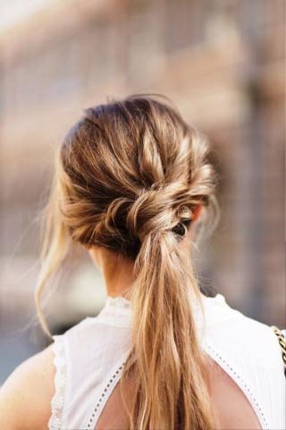 8 διαφορετικές κοτσίδες για να ανανεώσεις το καλοκαιρινό σου hairstyle