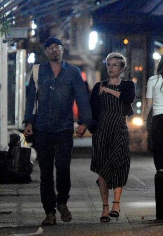 Scarlett Johansson: Αυτός είναι ο νέος της αγαπημένος (pics) 