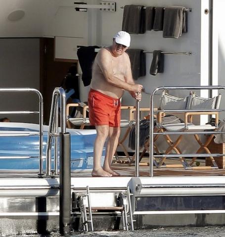 Σπάνιες φωτογραφίες του πάμπλουτου Mr. ΖARA, Amancio Ortega