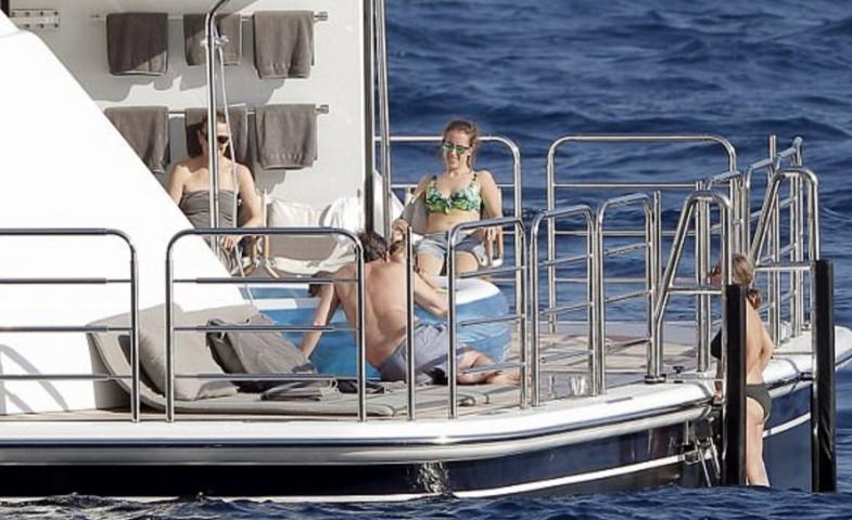 Σπάνιες φωτογραφίες του πάμπλουτου Mr. ΖARA, Amancio Ortega