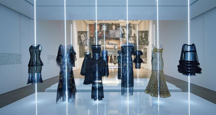 Η έκθεση "Mademoiselle Privé" της Chanel στη Σεούλ θα σε μαγέψει Η έκθεση "Mademoiselle Privé" της Chanel στη Σεούλ θα σε μαγέψει