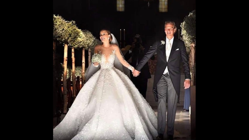 Το παραμυθένιο νυφικό της χρονιάς το φόρεσε η κόρη του Swarowski και κόστισε 1 εκατ. δολάρια 