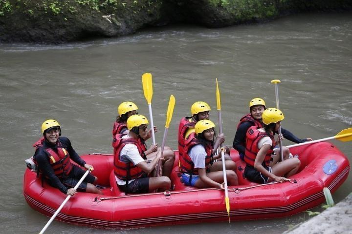 Οι διακοπές των Ομπάμα στην Ινδονησία είναι κάπως έτσι