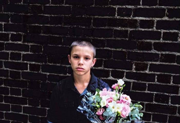 Brooklyn Beckham: Έβγαλε το πρώτο του φωτογραφικό λέυκωμα και η μαμά του ήταν η μόνη που χάρηκε