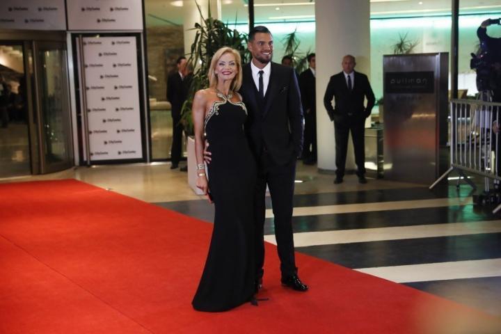 Ο Μέσι παντρεύτηκε τον παιδικό του έρωτα και λιώστε άφοβα