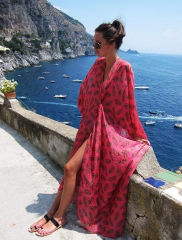 Τα items που κάθε fashion girl πρέπει να έχει στη βαλίτσα των διακοπών