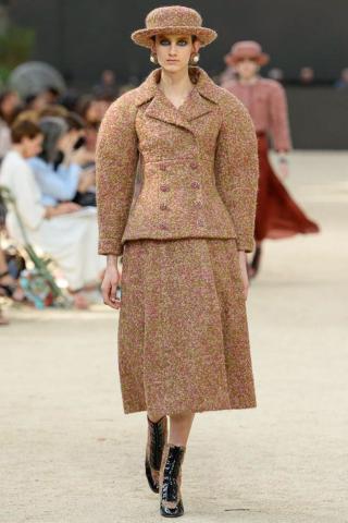 Chanel Autumn/Winter 2017 Couture Collection