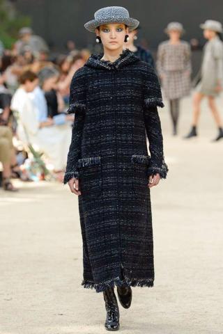 Chanel Autumn/Winter 2017 Couture Collection