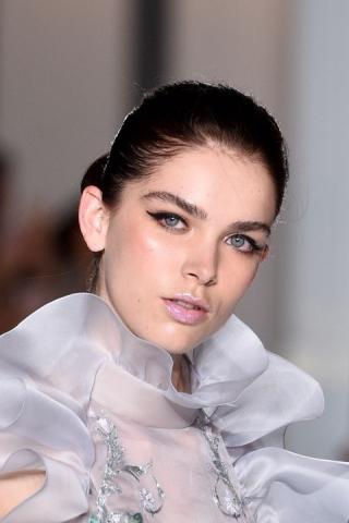 Couture beauty: Τα look που αξίζουν την προσοχή σου Couture beauty: Τα look που αξίζουν την προσοχή σου