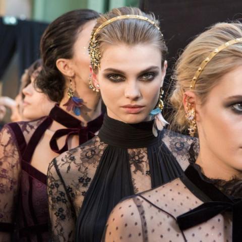 Do it like French girls: 8 makeup trends της σεζόν που αξίζει να δοκιμάσεις