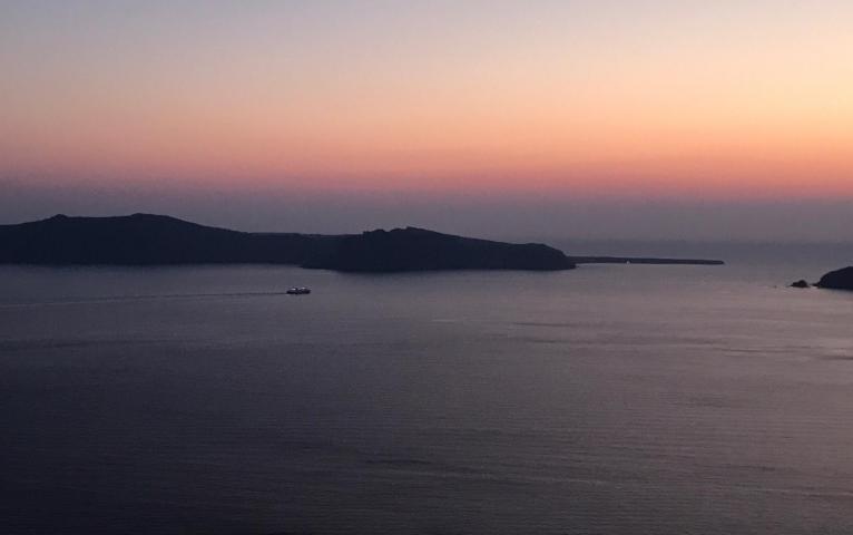 Σαντορίνη: Το ωραιότερο νησί του κόσμου είναι ελληνικό