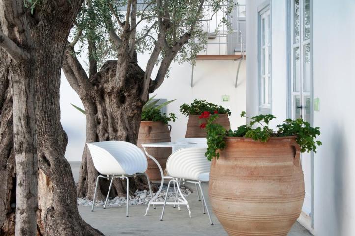 Σπέτσες: Ένα μικρό νησί, με μεγάλη ιστορία Σπέτσες: Ένα μικρό νησί, με μεγάλη ιστορία