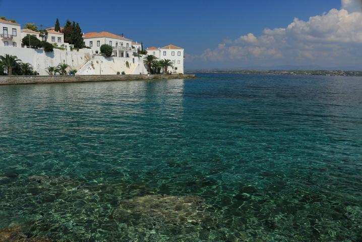 Σπέτσες: Ένα μικρό νησί, με μεγάλη ιστορία Σπέτσες: Ένα μικρό νησί, με μεγάλη ιστορία