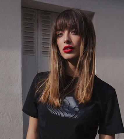 Το κόκκινο κραγιόν στο καλοκαιρινό μακιγιάζ