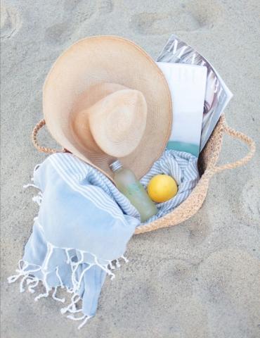 Οι beach bags που θα σου χαρίσουν στιλ στην παραλία Οι beach bags που θα σου χαρίσουν στιλ στην παραλία