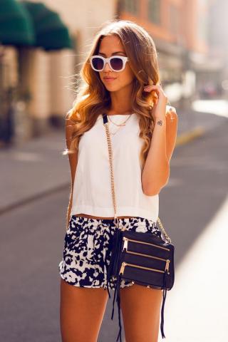 Αυτά τα γυαλιά ηλίου κάνουν θραύση φέτος το καλοκαίρι Αυτά τα γυαλιά ηλίου κάνουν θραύση φέτος το καλοκαίρι