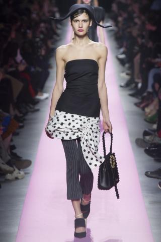 PFW: Έμφαση στα Polka Dots PFW: Έμφαση στα Polka Dots