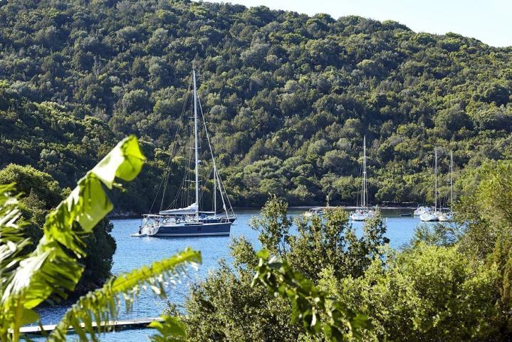 Σύβοτα: Η Καραϊβική "μετακόμισε" στην Ελλάδα Σύβοτα: Η Καραϊβική "μετακόμισε" στην Ελλάδα