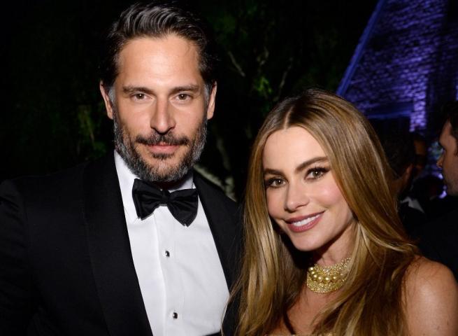 Η Sofía Vergara ποζάρει γυμνή στα 45 της & δηλώνει απέχθεια για τη γυμναστική