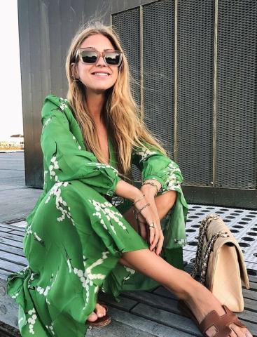 Τα σανδάλια που φοράνε όλες οι fashion bloggers είναι τα πιο ωραία που έχεις δει Τα σανδάλια που φοράνε όλες οι fashion bloggers είναι τα πιο ωραία που έχεις δει