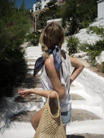 8+1 κομμάτια που θα σου δώσουν το τέλειο beach look 8+1 κομμάτια που θα σου δώσουν το τέλειο beach look