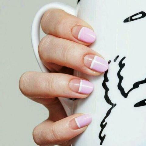 #manimonday: Οι πιο ρομαντικές αποχρώσεις για τα νύχια 