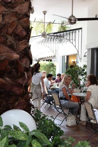 Αγαπάμε το κλασικό αλλά πάντα επίκαιρο Salumaio d' Atene Αγαπάμε το κλασικό αλλά πάντα επίκαιρο Salumaio d' Atene