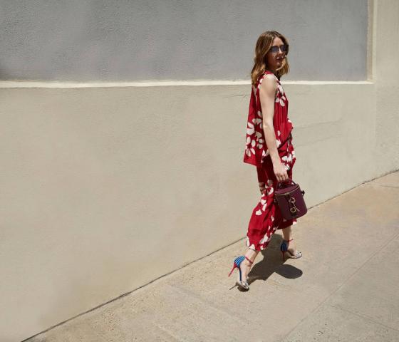 Η νέα συνεργασία της Olivia Palermo σου δείχνει την τσάντα του φθινοπώρου Η νέα συνεργασία της Olivia Palermo σου δείχνει την τσάντα του φθινοπώρου