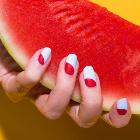 #manimonday: Οι πιο ωραίοι συνδυασμοί χρωμάτων για ένα color combo μανικιούρ