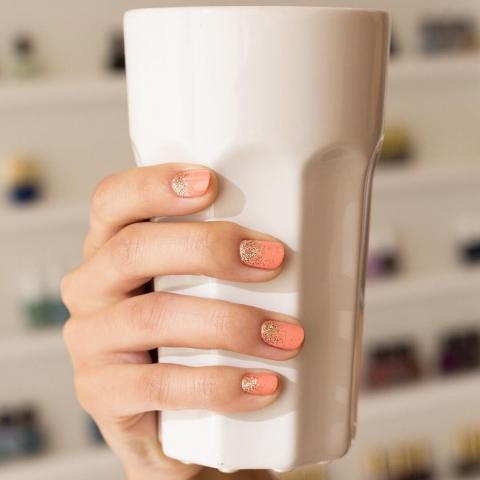 #manimonday: Οι πιο ωραίοι συνδυασμοί χρωμάτων για ένα color combo μανικιούρ